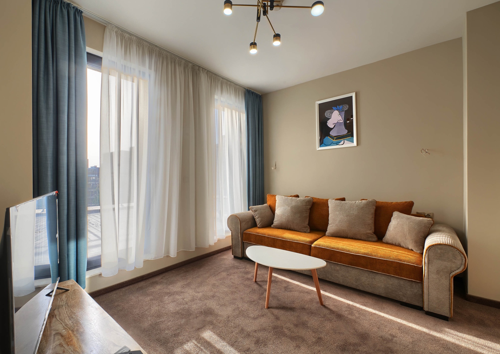Deluxe Suite with Private Terrace (45 sq m)