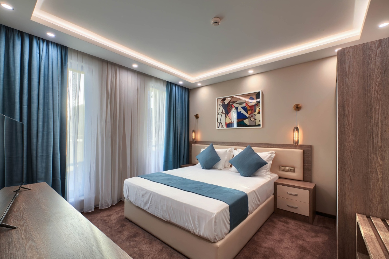 Apartment with 1 bedroom and balcony (65 sq m)