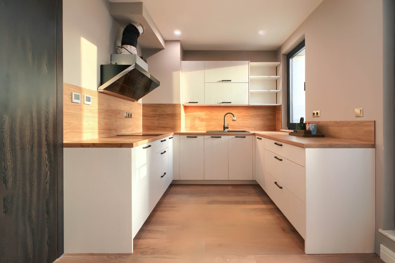 Apartment with 1 bedroom and balcony (65 sq m)